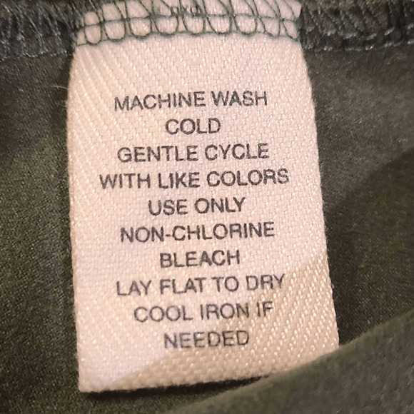 Westbound Woman Green Tiered Long Sleeve Pullover Top 1X (4438) - Picture 4 of 4